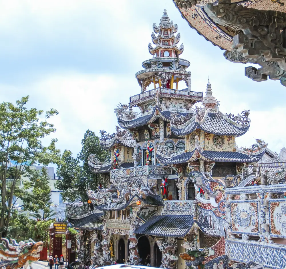 Temple, linh phuoc temple, travel destination, culture, religion, glasses texture, detail, buddha purnima